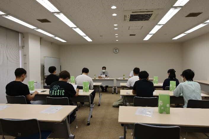 文明堂神戸店インタビューの様子2